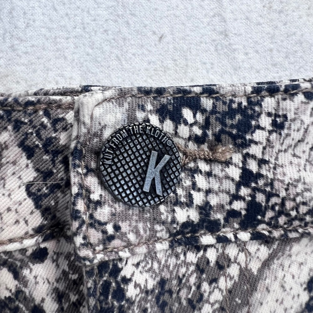KUT from the Kloth Gidget High Rise Snakeskin Denim Shorts Snake Print - Picture 2 of 7